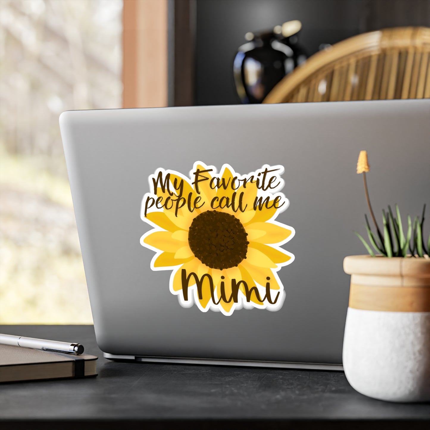 My Favorite People Call Me Mimi Vinyl Decal - Flower Design for Home Decor and Gifts